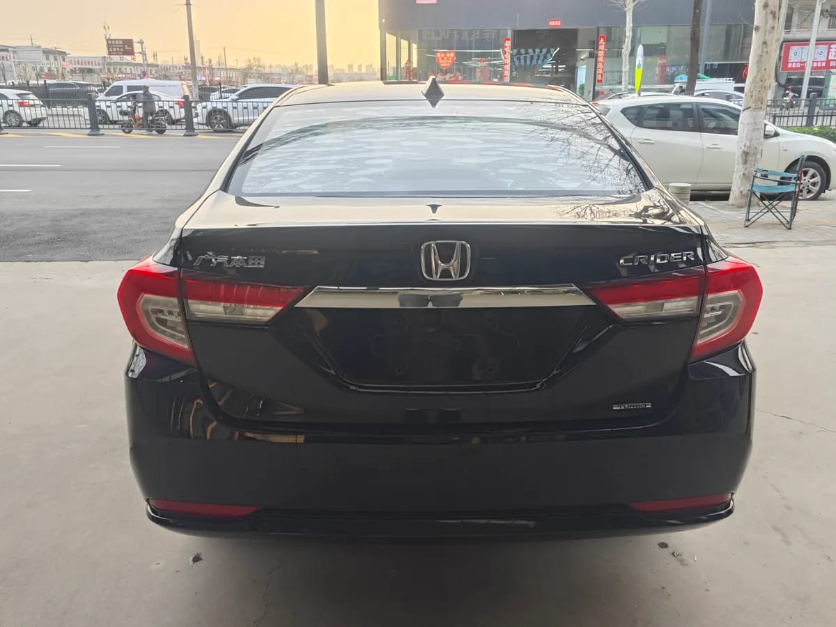 Honda 2019 180Turbo CVT V 5