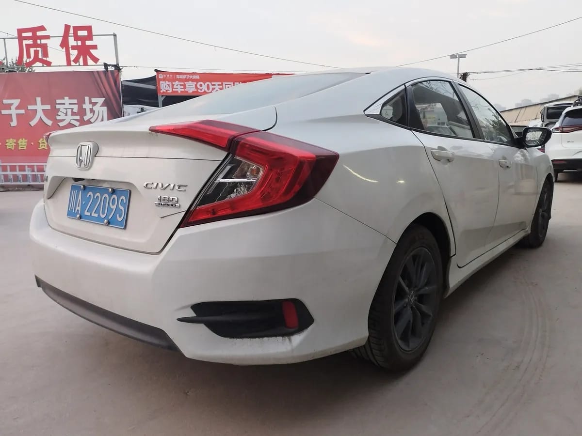 Honda 2019 180TURBO CVT VI 5