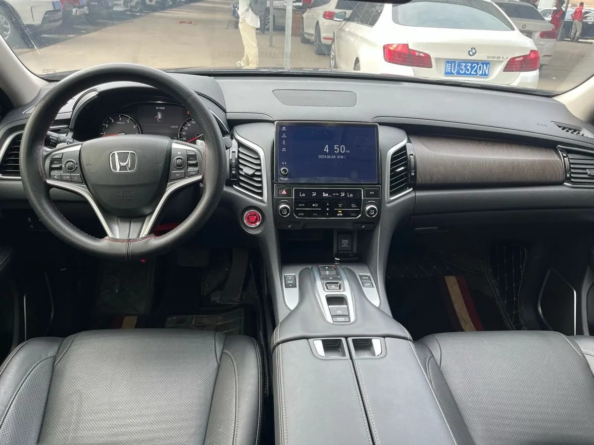 Honda 2020 370TURBO 7
