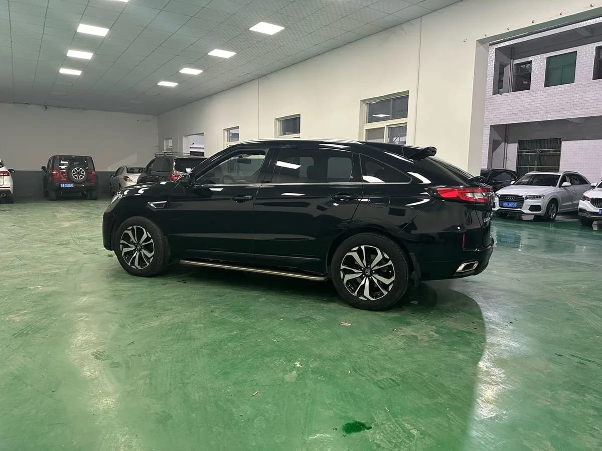 Honda UR-V 2017 240TURBO 7