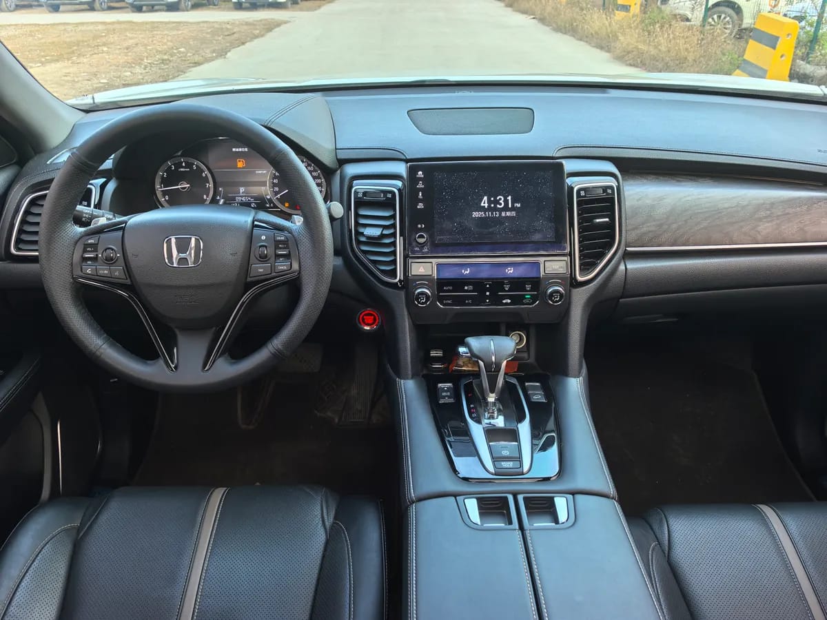 Honda UR-V 2020 240TURBO 6