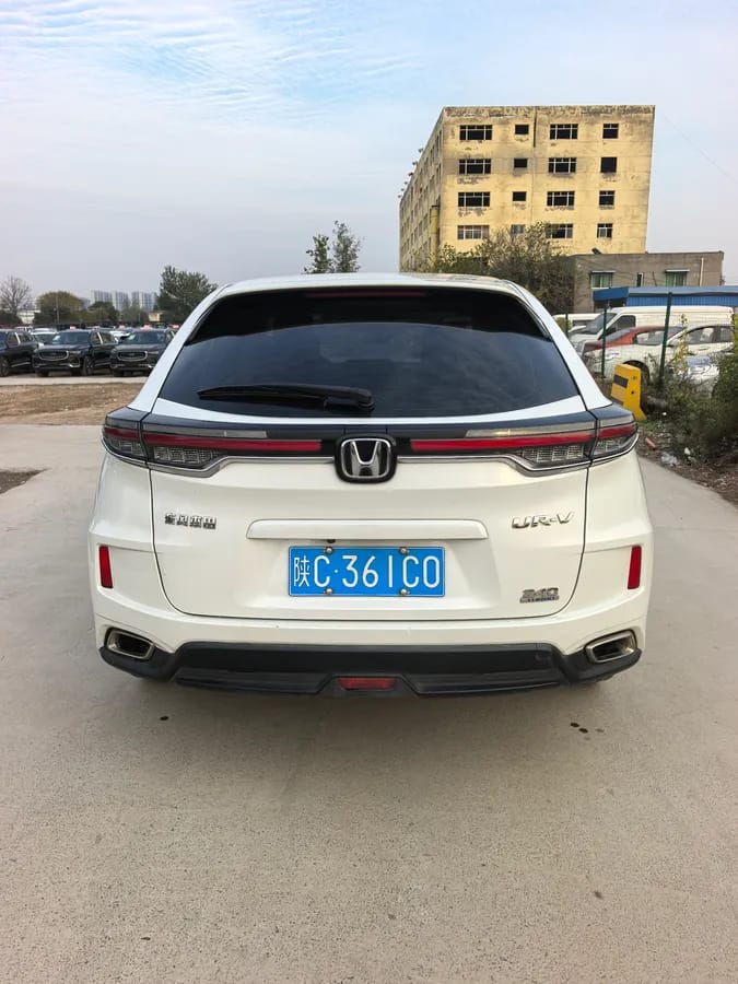 Honda UR-V 2020 240TURBO 9