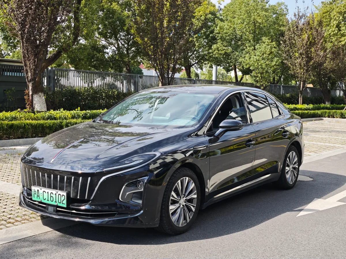 Hongqi E-QM5 2023 560km PLUS 2