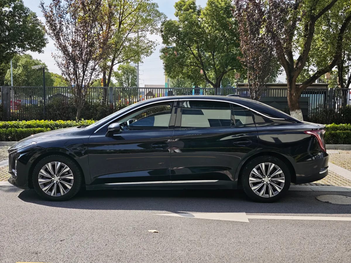 Hongqi E-QM5 2023 560km PLUS 7