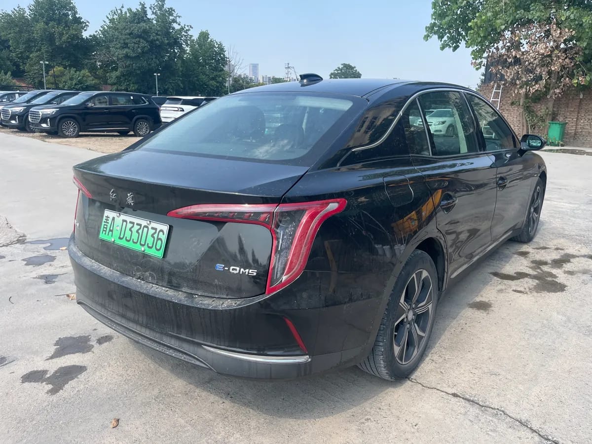 Hongqi E-QM5 2023 �� 6