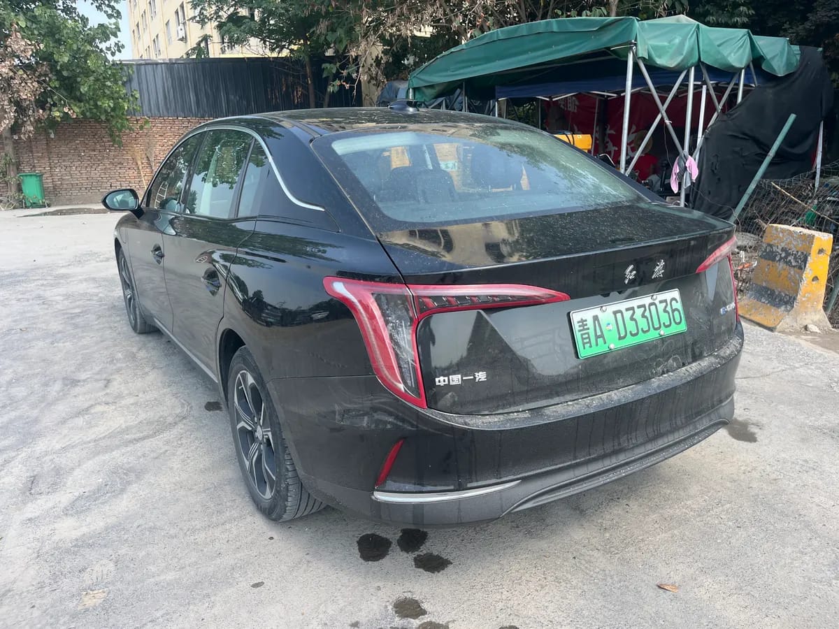 Hongqi E-QM5 2023 �� 7