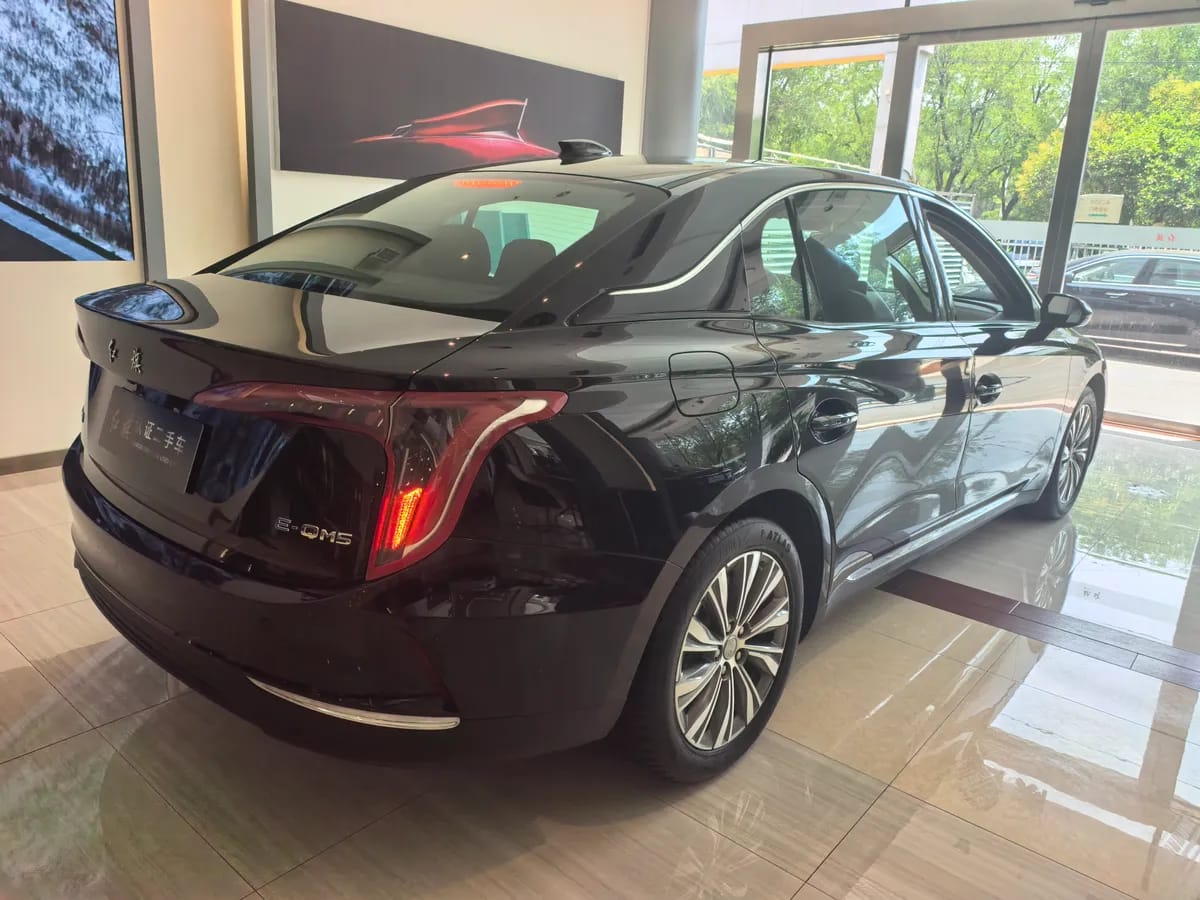 Hongqi E-QM5 2024 500km 5