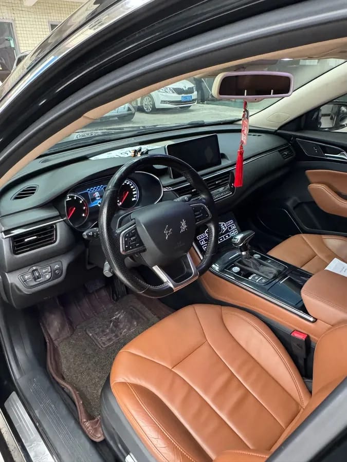 Hongqi H5 2018 30TD 9
