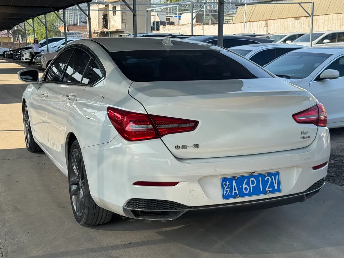 Hongqi H5 2018 30TD 7