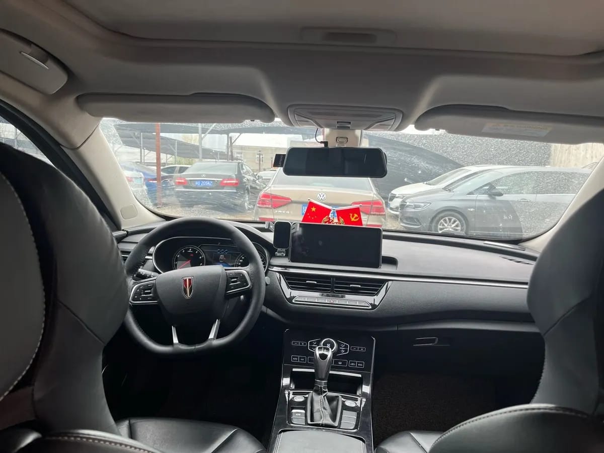 Hongqi H5 2019 30TD 7