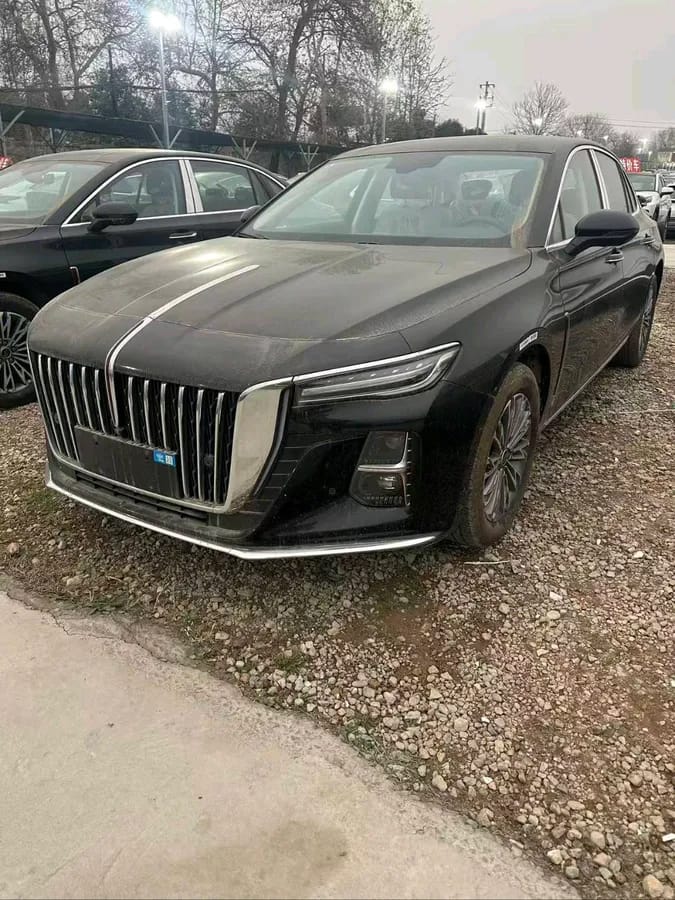 Hongqi H5 2025 2.0T