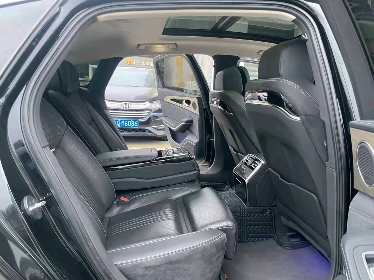 Hongqi H9 2020 3.0T 8