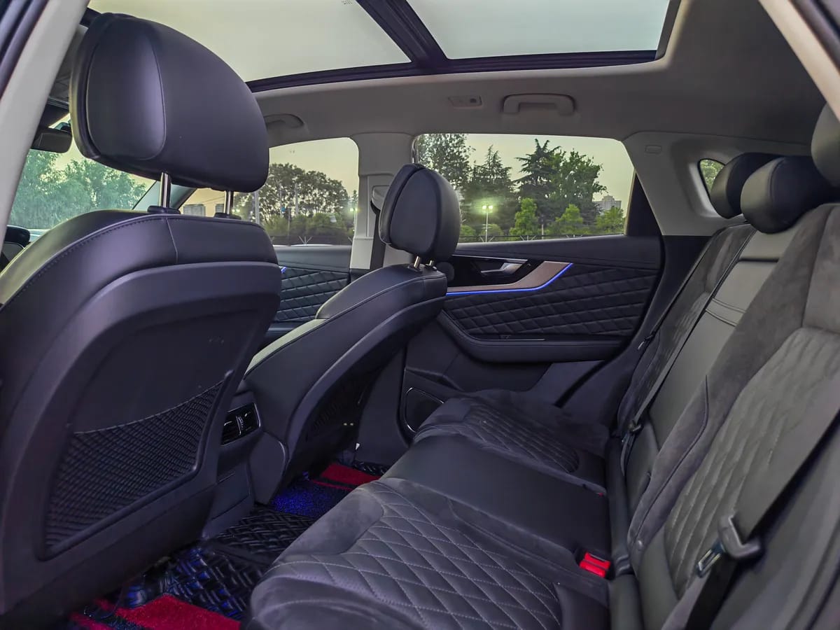 Hongqi HS5 2022 2.0T 7
