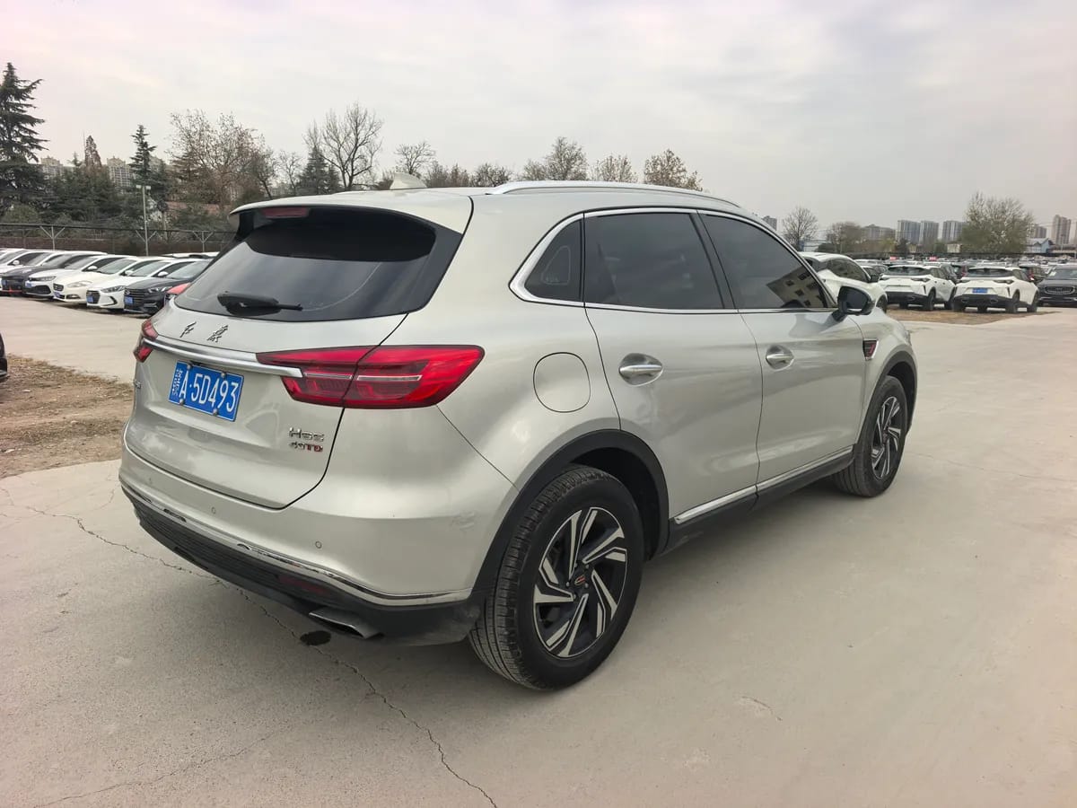 Hongqi HS5 2022 2.0T 10