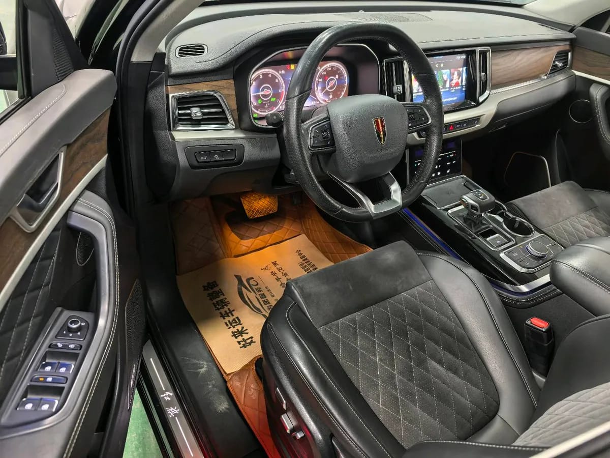 Hongqi HS7 2021 2.0T DCT 4