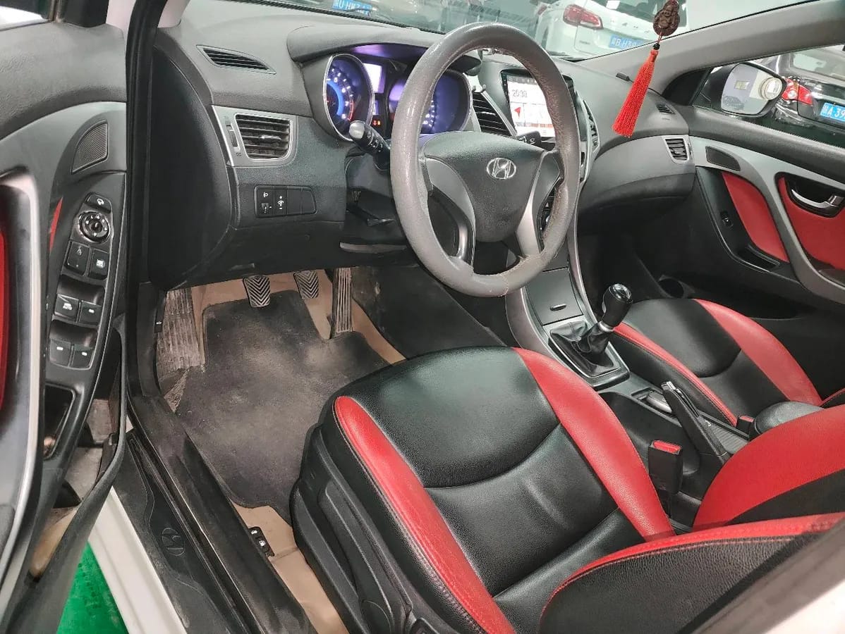 Hyundai 2012 1.6L 4