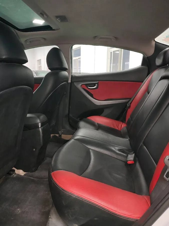 Hyundai 2012 1.6L 9