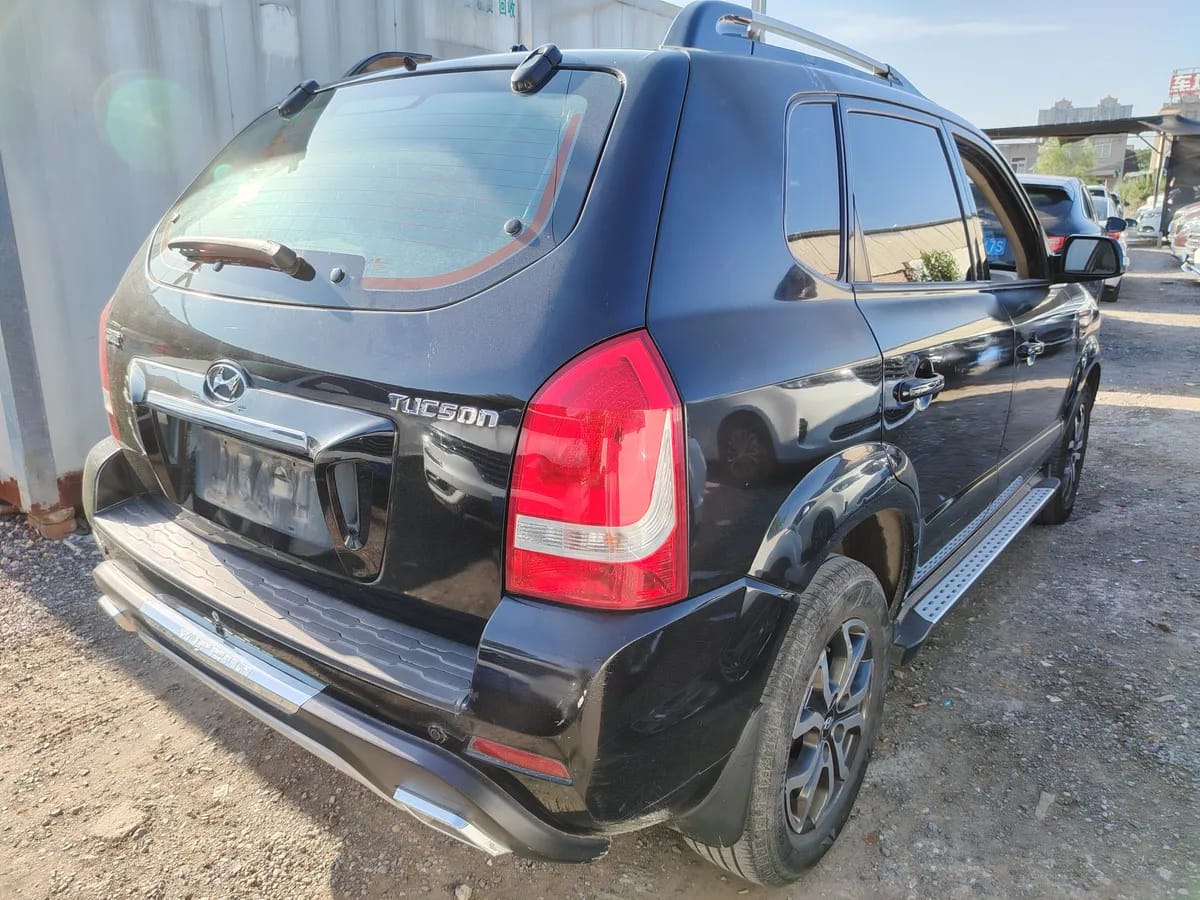 Hyundai 2013 2.0L 4