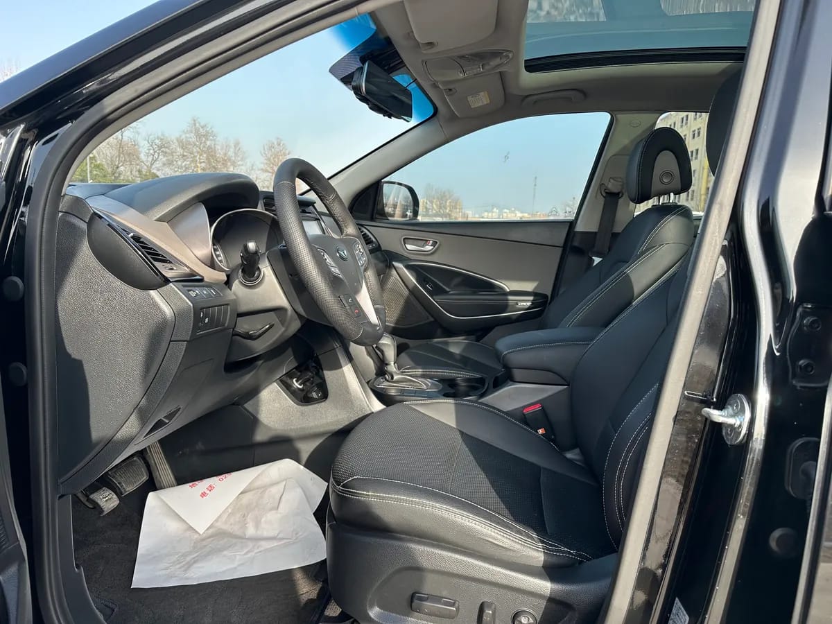 Hyundai ( ) 2013 2.2T 7 9