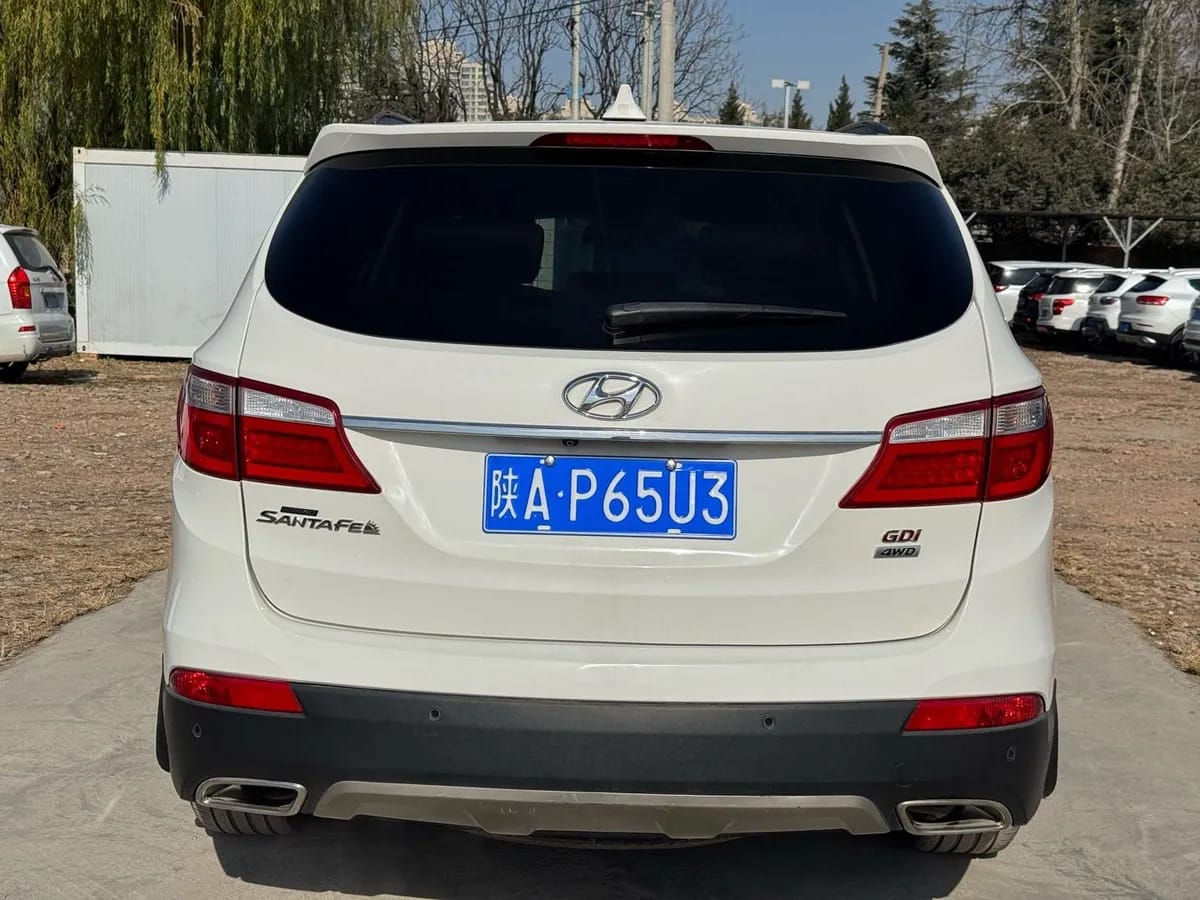 Hyundai ( ) 2013 3.0L 7 10