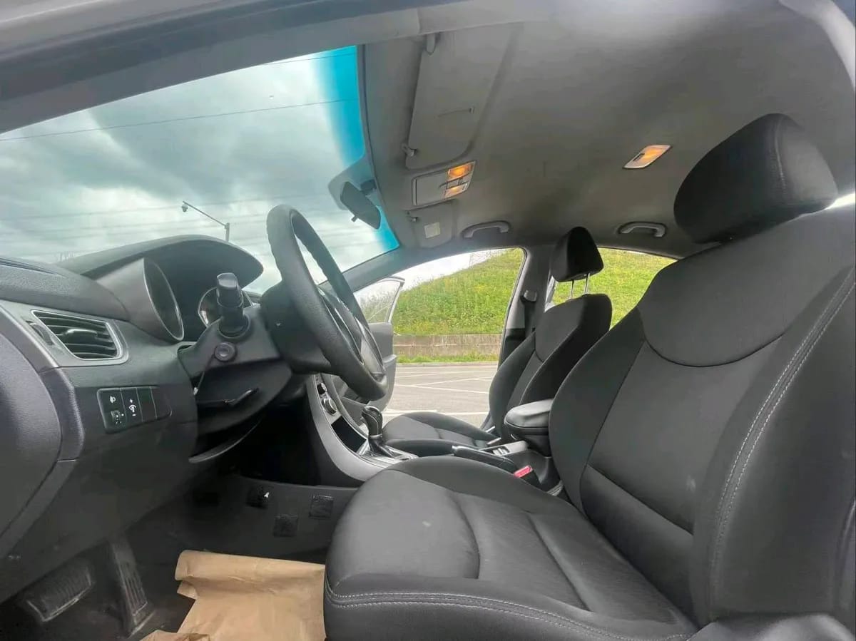 Hyundai 2015 1.6L 4
