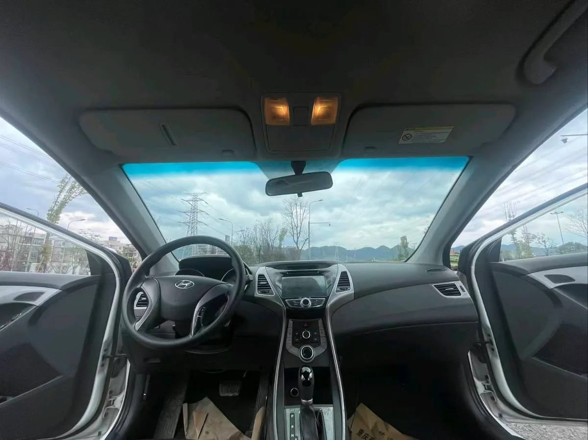 Hyundai 2015 1.6L 6