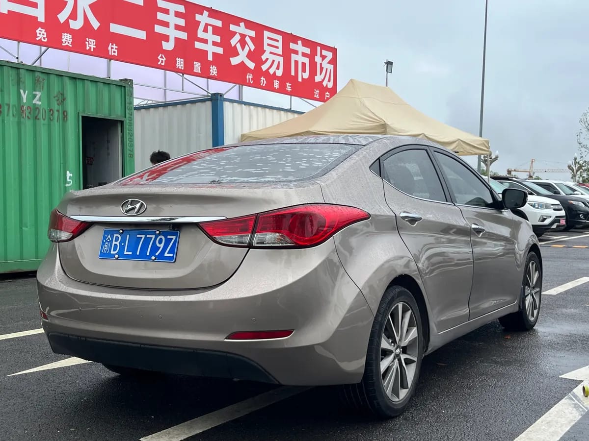 Hyundai 2016 1.6L 5