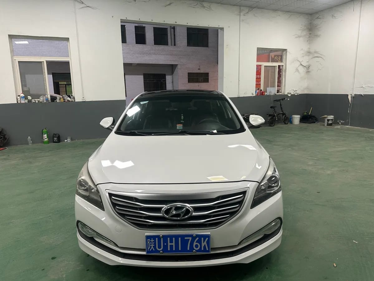 Hyundai 2016 1.6T GLS 2