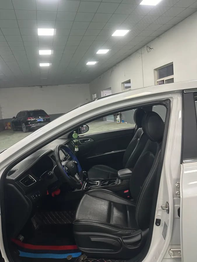 Hyundai 2016 1.6T GLS 7