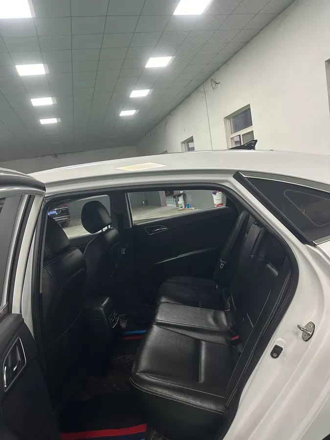 Hyundai 2016 1.6T GLS 8