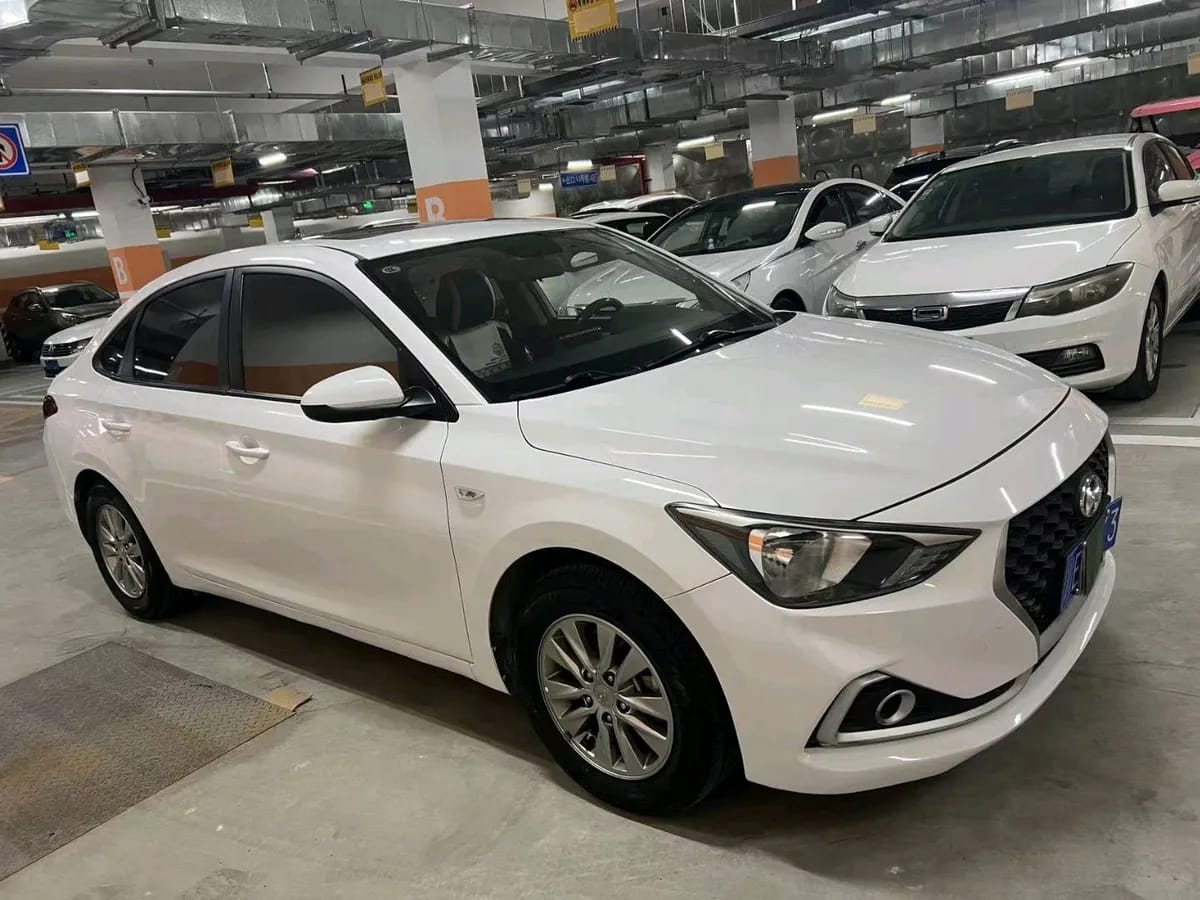 Hyundai 2017 1.6L GLS 3