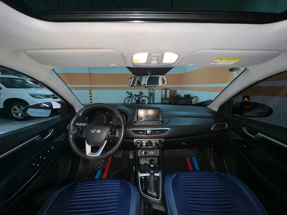 Hyundai 2017 1.6L GLS 9
