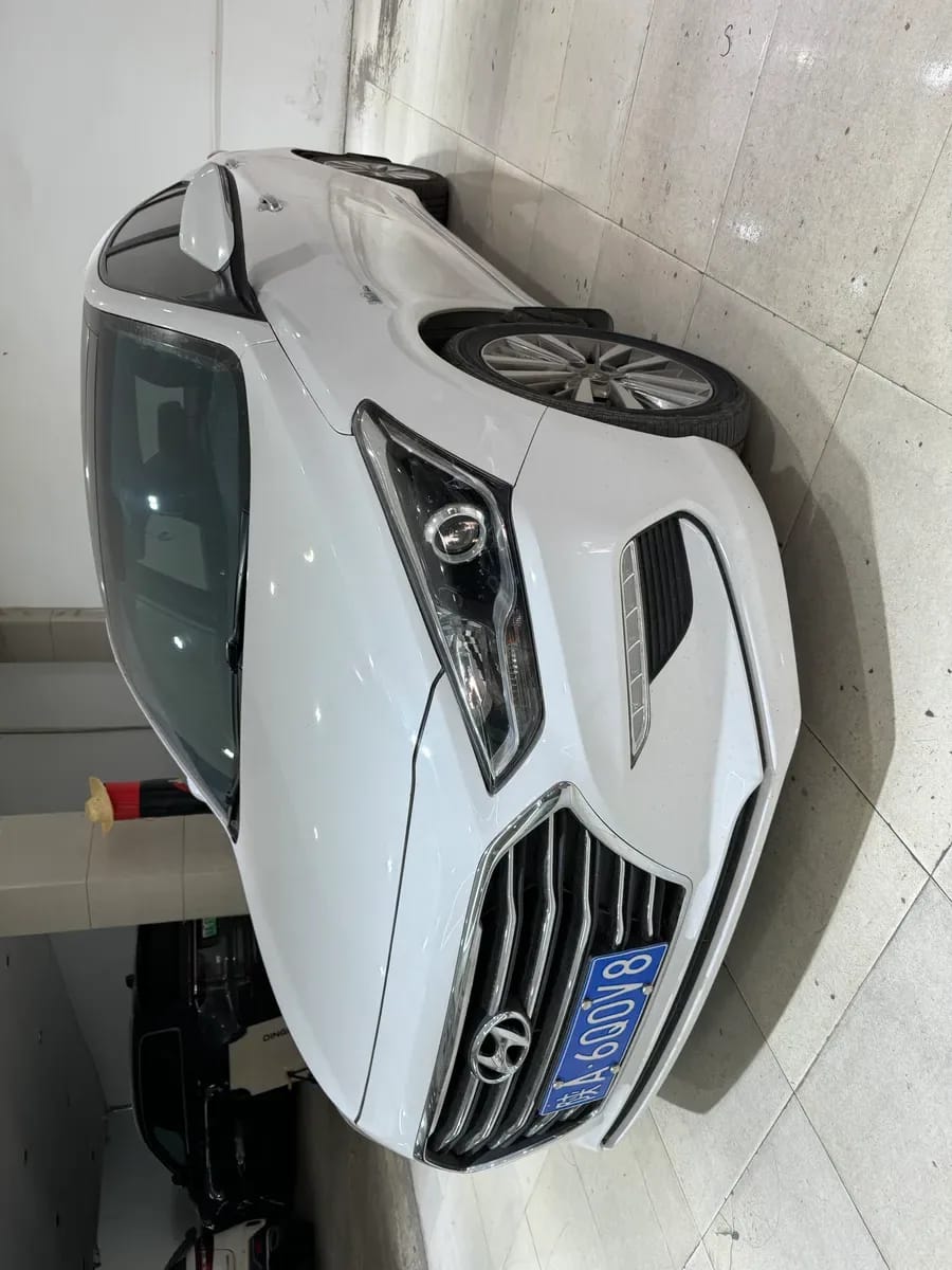 Hyundai 2017 1.6T GLS