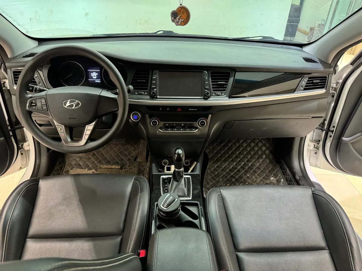 Hyundai 2017 1.6T GLS 6