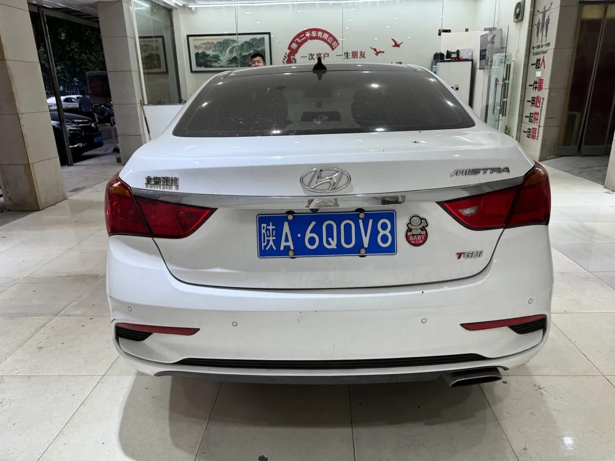 Hyundai 2017 1.6T GLS 8