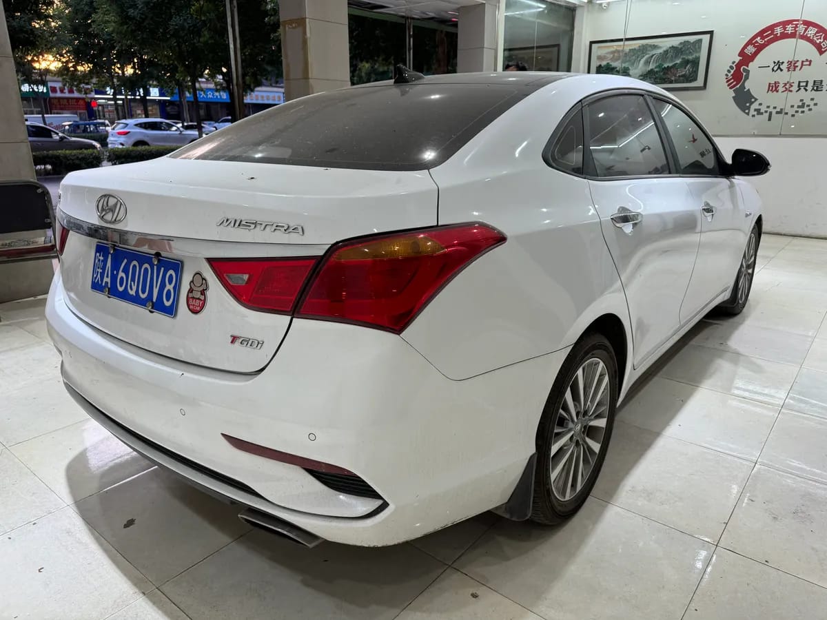 Hyundai 2017 1.6T GLS 9