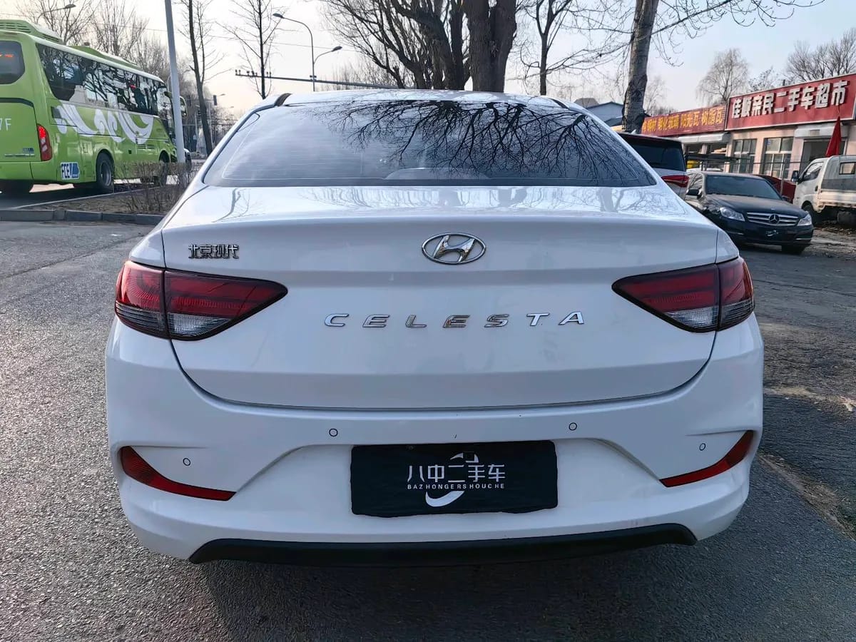 Hyundai 2018 1.6L GLS V 3