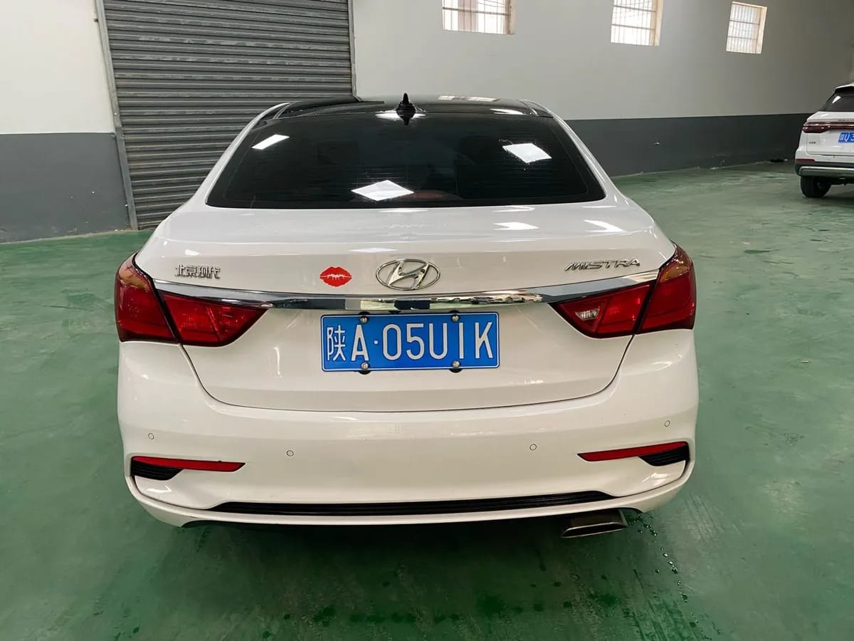 Hyundai 2019 1.8L GLS VI 5