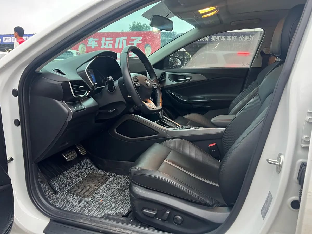 Hyundai 2019 280TGDi V 7