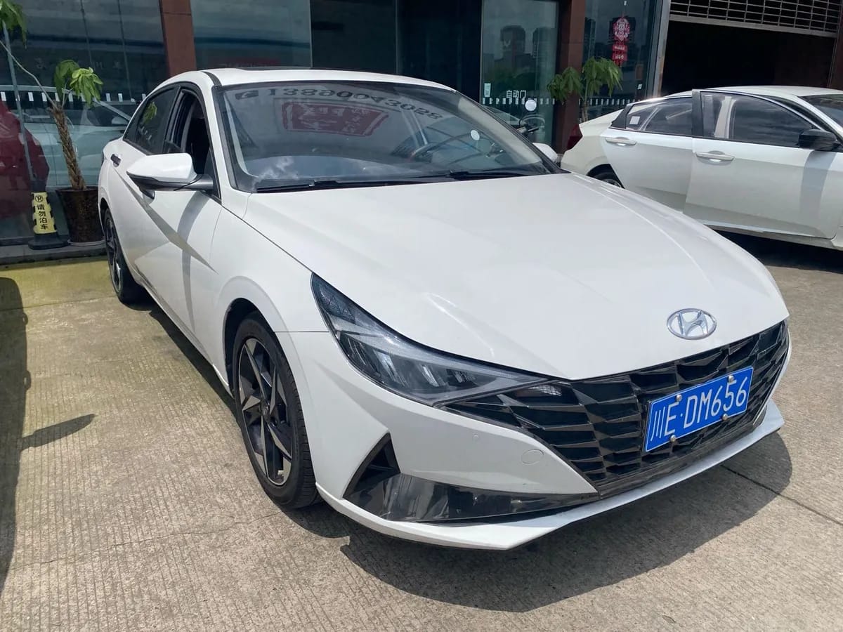 Hyundai 2021 1.5L CVT GLX 2