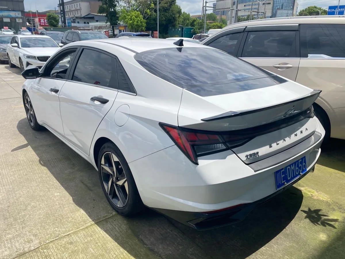 Hyundai 2021 1.5L CVT GLX 5