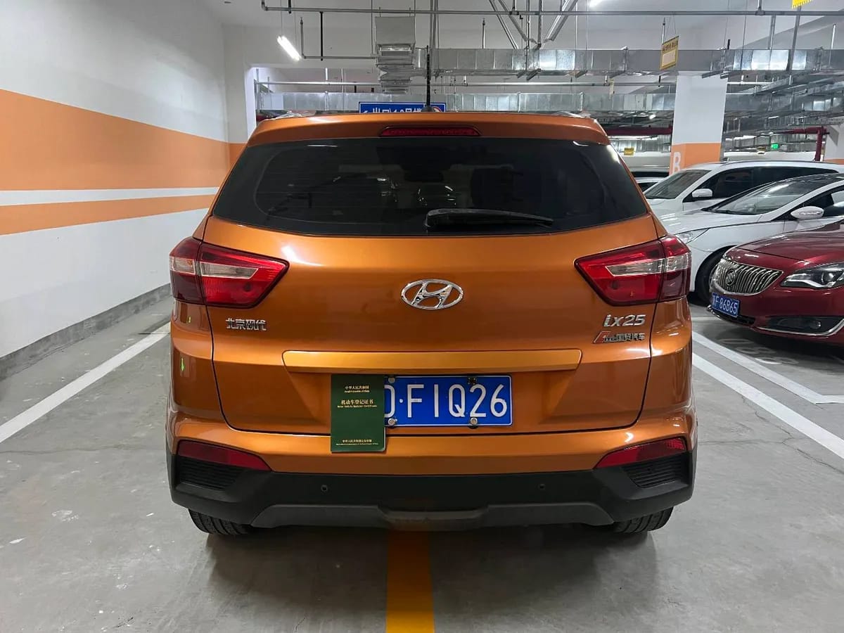 Hyundai ix25 2015 1.6L GLS 8