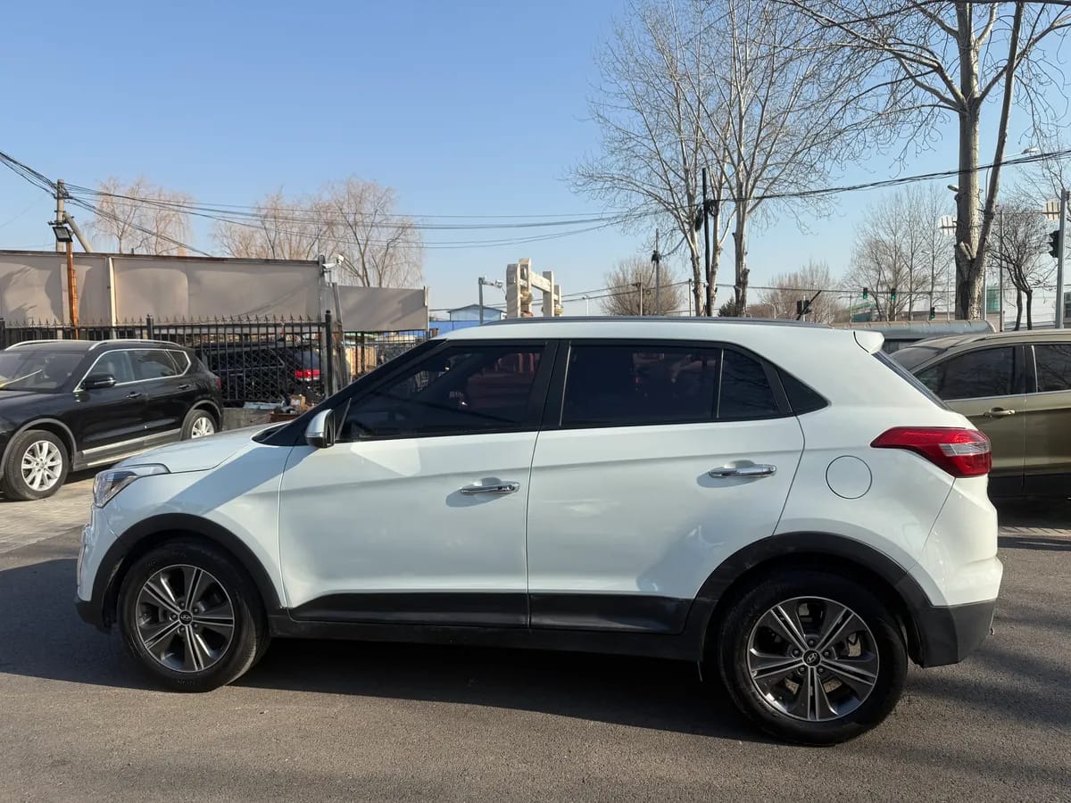 Hyundai ix25 2015 1.6L GS 9