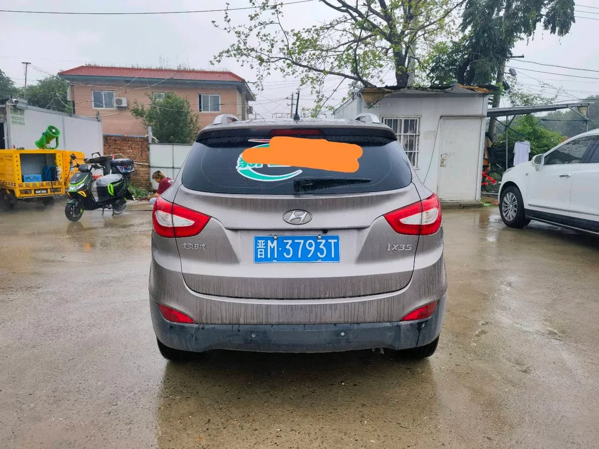 Hyundai ix35 2015 2.0L IV 8