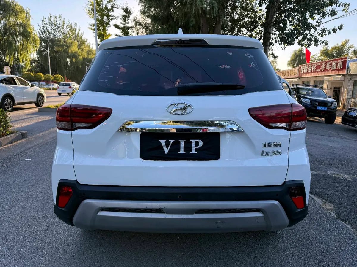Hyundai ix35 2018 2.0L · 9