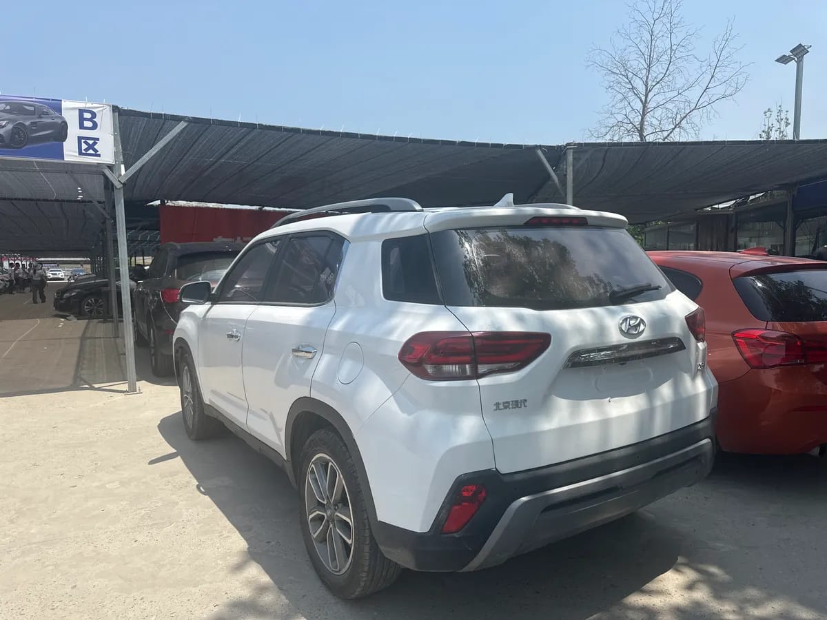 Hyundai ix35 2019 2.0L · V 9