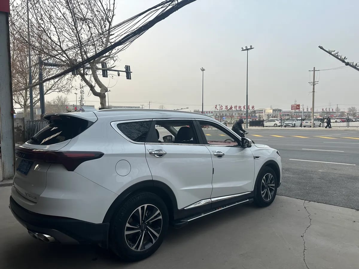 Jetour X70 PLUS 2021 1.6T DCT 5 4
