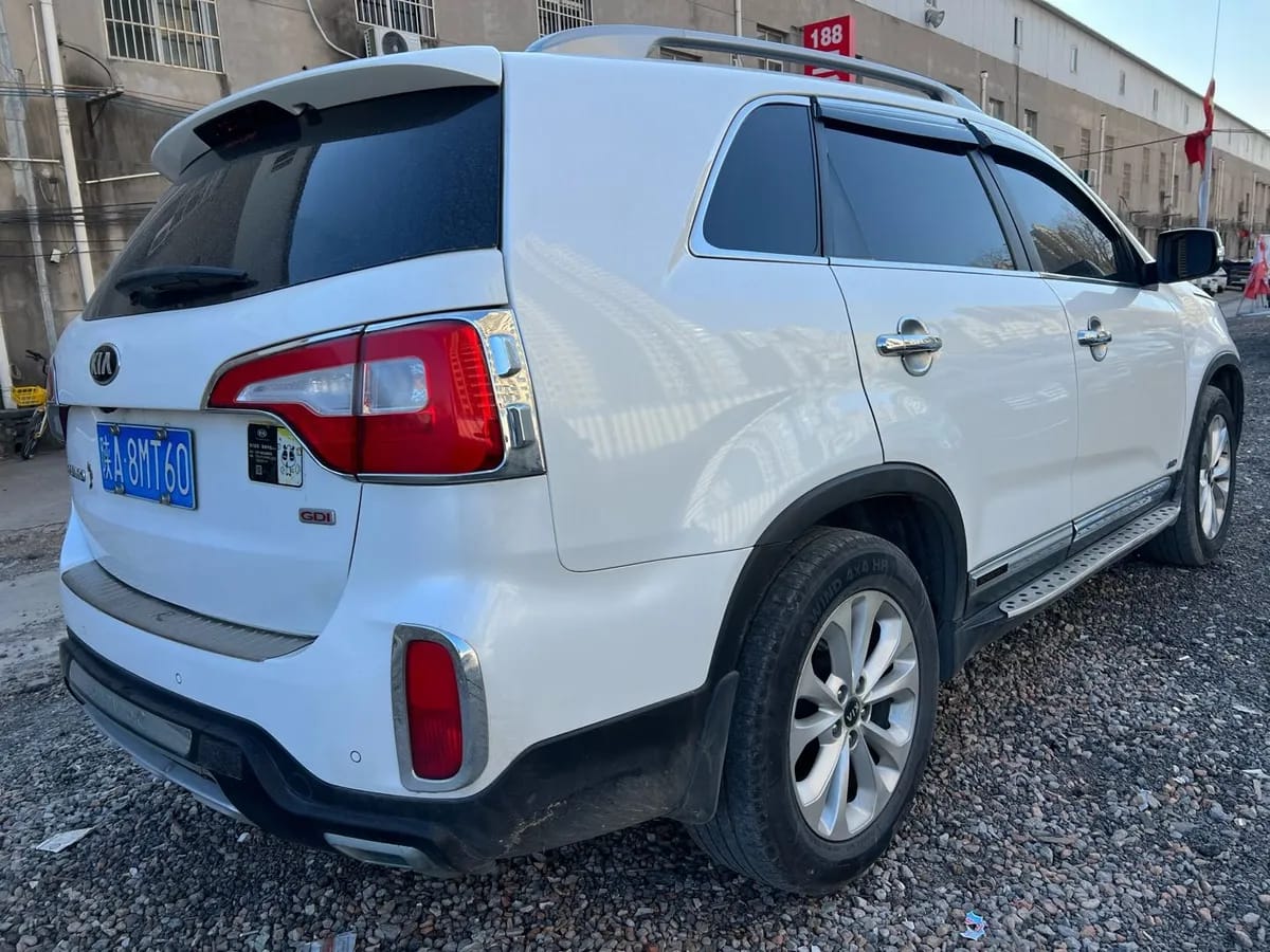 Kia ( ) 2013 2.4L 5 V 4