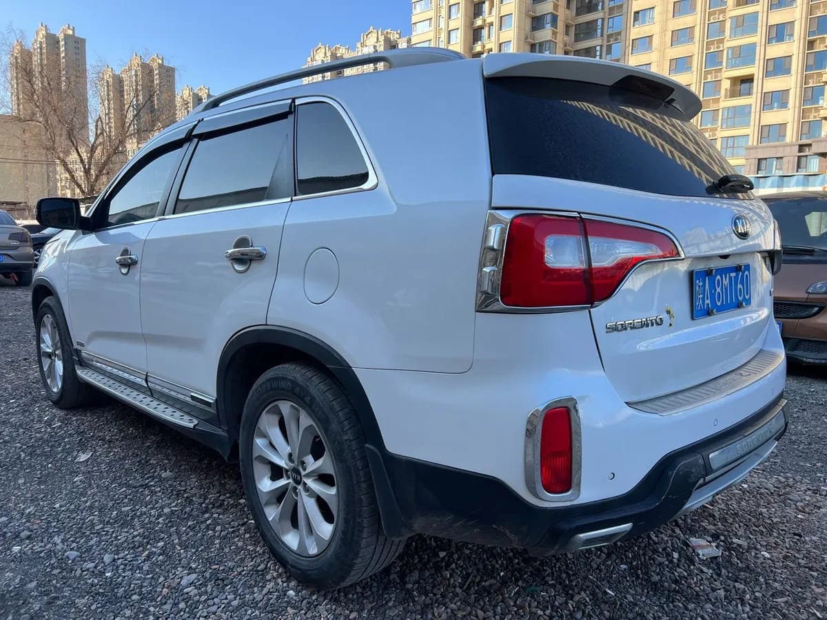 Kia ( ) 2013 2.4L 5 V 6