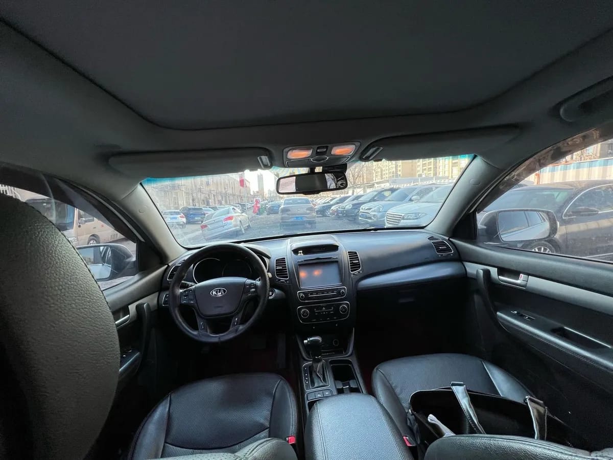 Kia ( ) 2013 2.4L 5 V 9